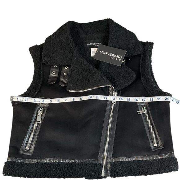 Mark Edwards Studios Sherpa Lined Faux Leather Vest Size Small Black/Silver NWT - Picture 9 of 12